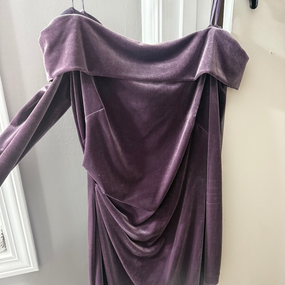 Eliza J Dresses & Skirts - Eliza J Size 6 strapless velvet dress Nordstrom